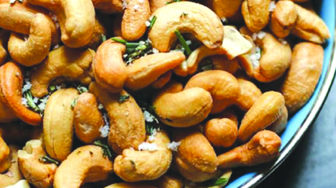 Ivory Coast to triple cashew production